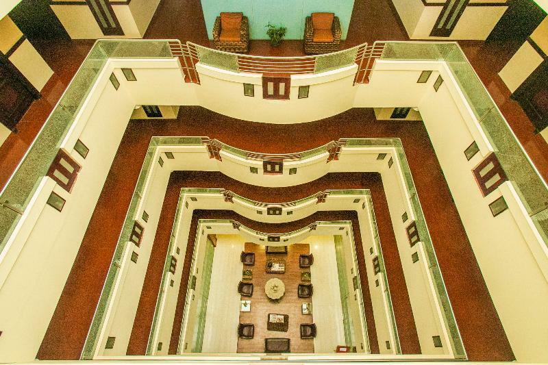 Shilton Royale Hotel Bangalore Exterior photo